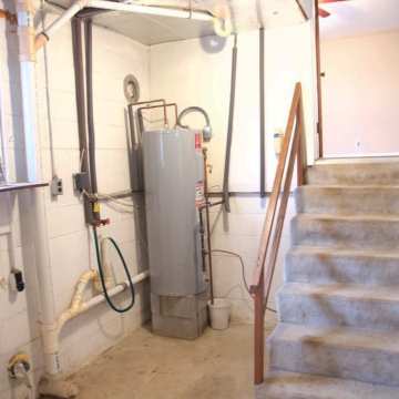 16.basement_before