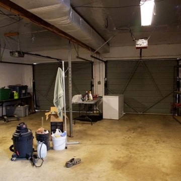 2.garage_doors_of_Death