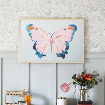 23.girls_room_art