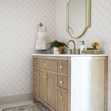 39.pretty_in_pink_bath