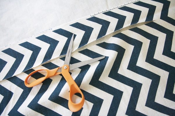how_to_make_diagonal_stripe_curtains_2