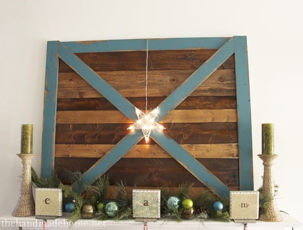 christmas_mantel_barn_door_DIY