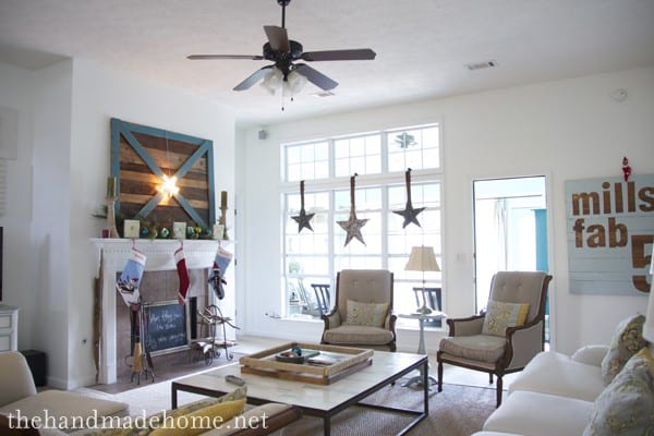 living_room_christmas
