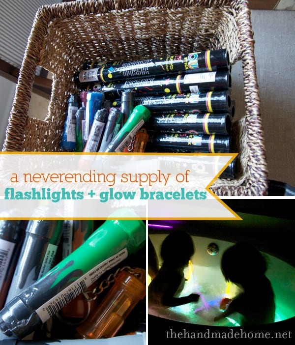 glow_bracelets_and_flashlights