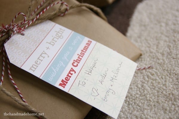 freebie of the month club : christmas tags
