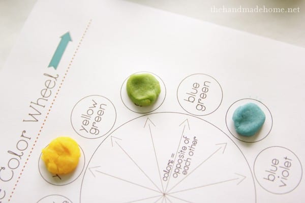teaching_your_kids_about_color