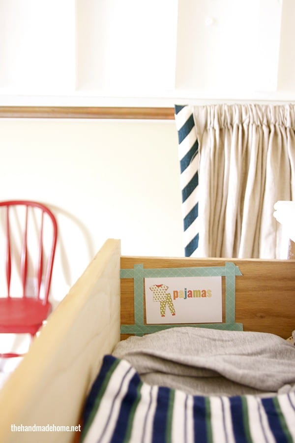kids_clothing_organized