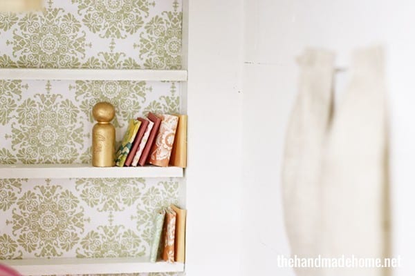dollhouse_study_bookshelves