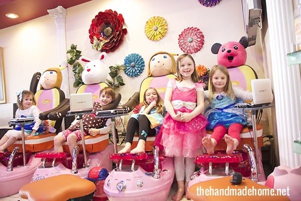 frozen_party_pedicures