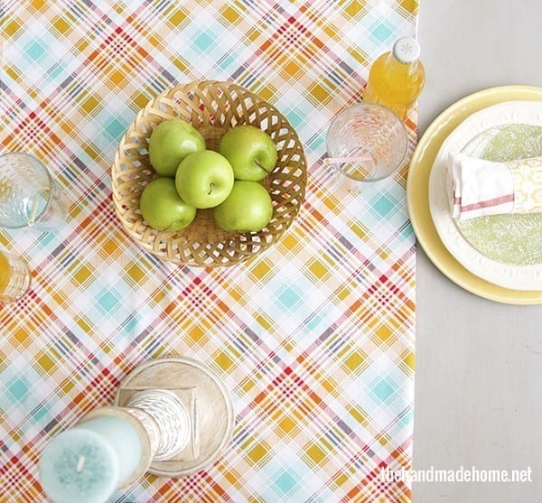 tips + tricks for an easy spring table {sale alert}