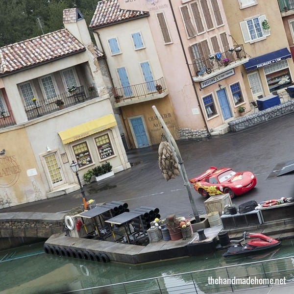 cars_stunt_show