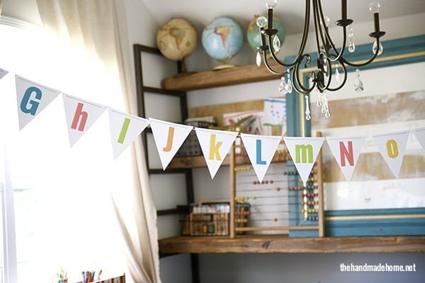 free alphabet {and numbers} bunting