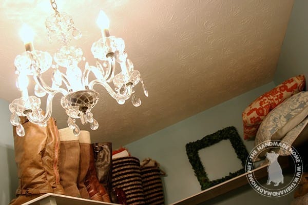 closet_chandelier