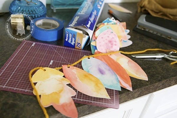 watercolor_leaf_garland