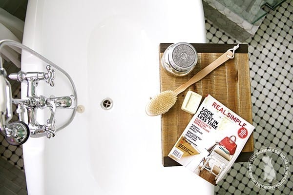 bathtub_reading
