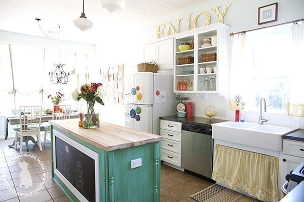 bright_kitchen