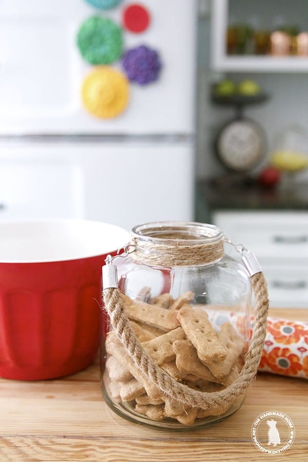 homemade_dog_treats_peanut_butter