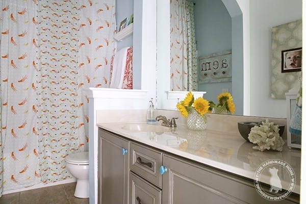 hallway_bathroom