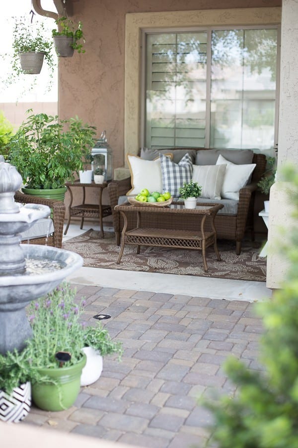 Just-Destiny-Mag-Courtyard-Style-Challenge-32