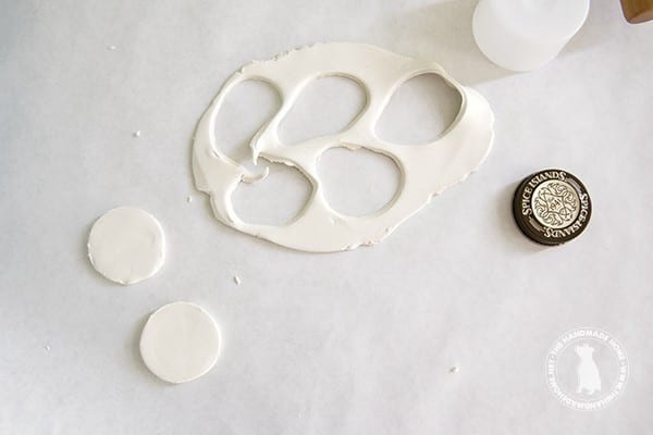 clay_pushpins