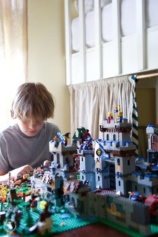 bedheads_and_legos
