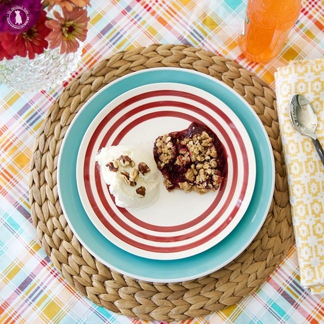 Blackberry cobbler recipe - with ice cream