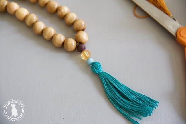 make_your_own_tassels