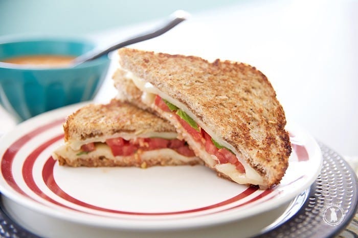 caprese grilled cheese
