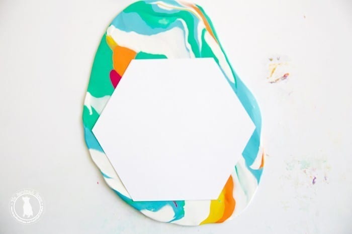 how_to_make_a_marbelized_coaster6