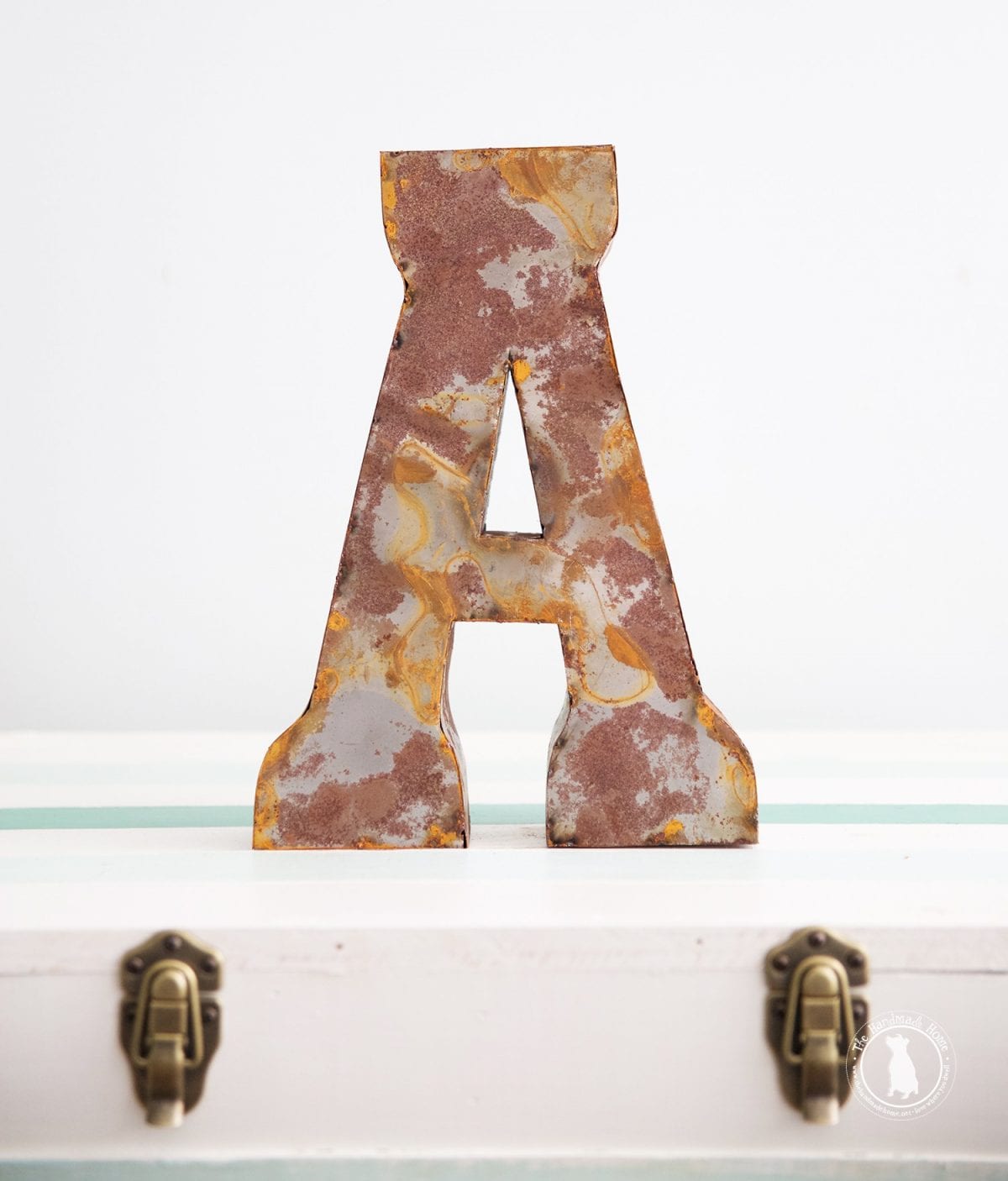 A_metal_letter
