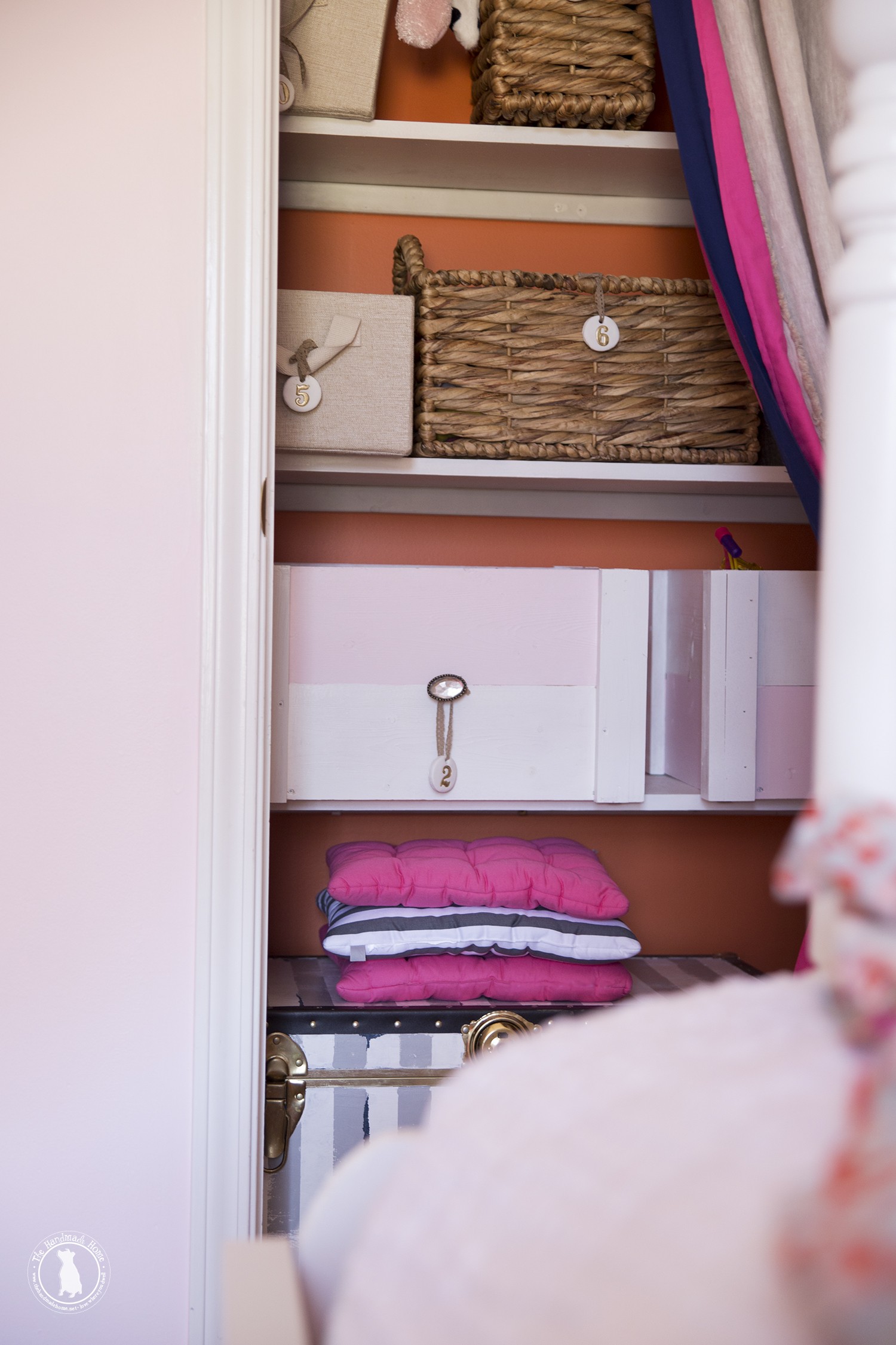 open_closetbedroom