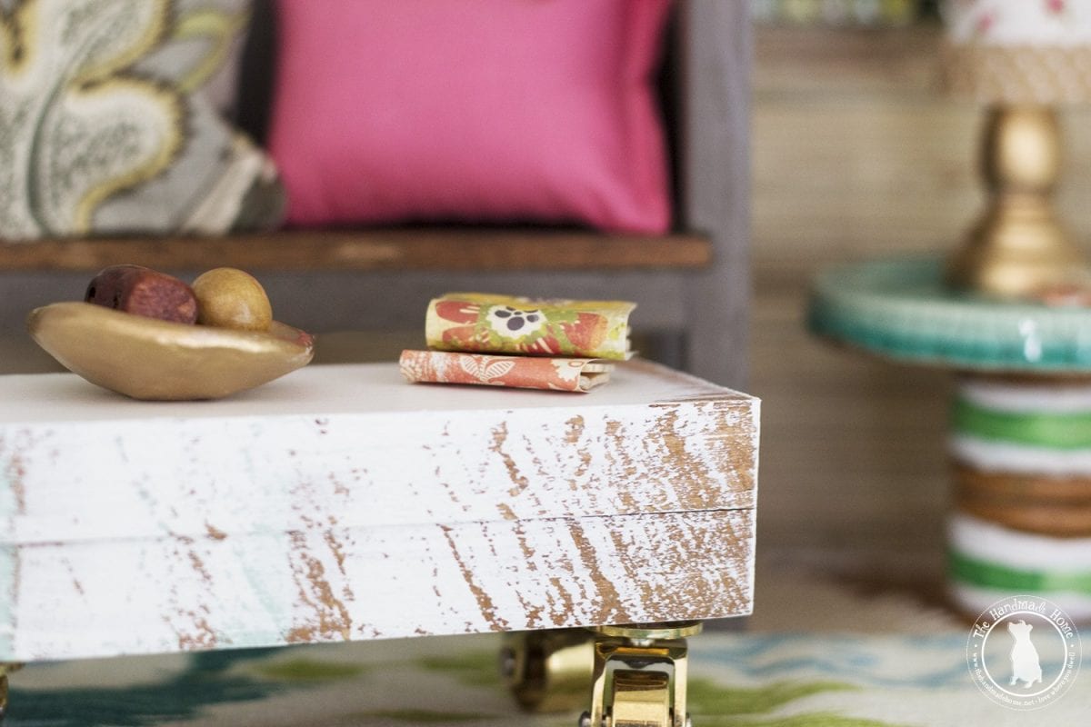 DOLLHOUSE_coffeetable_barbie_scale