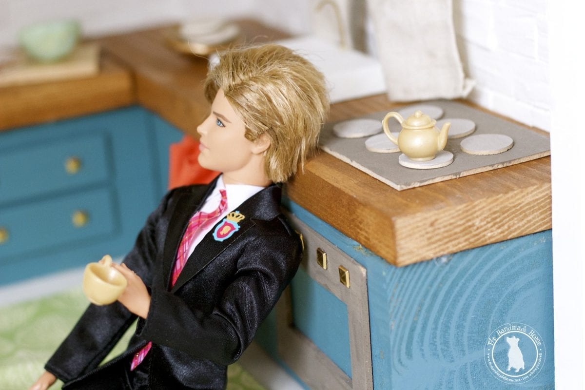 build_a_dollhouse_kitchen