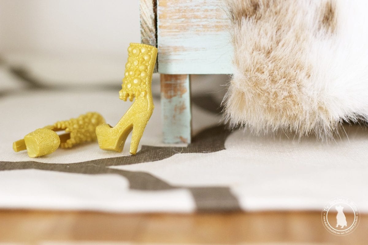 dollhouse_diaries_shoes_on_the_floor