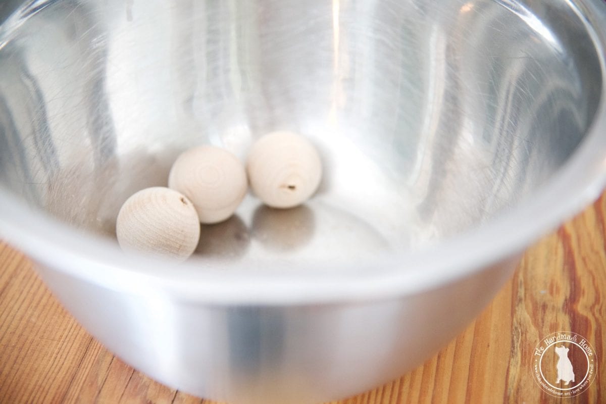 wooden_drilled_balls