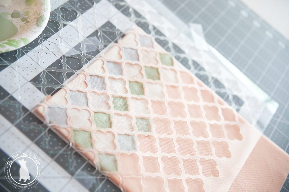 how_to_stencil_fabric_1
