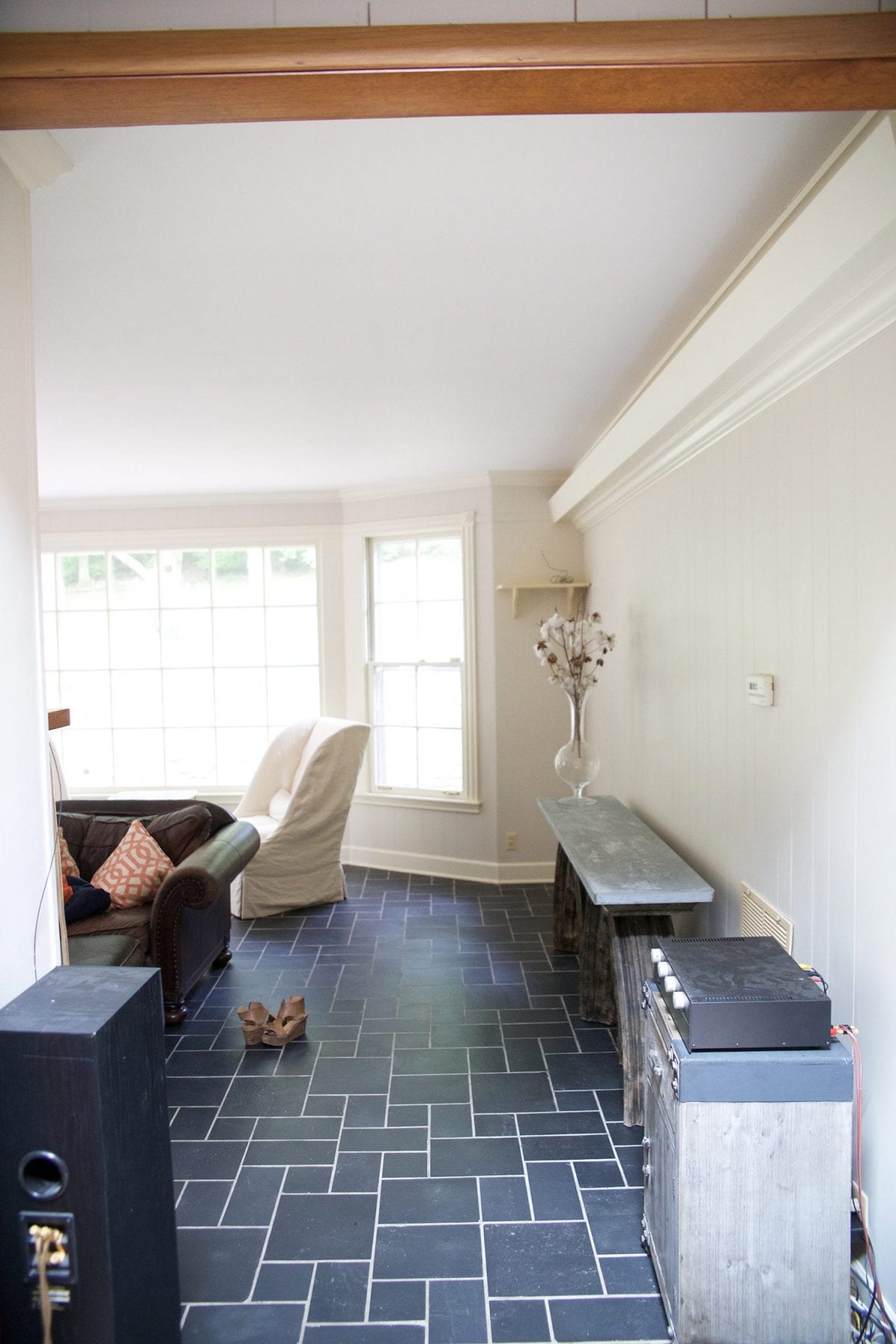 living_room_before