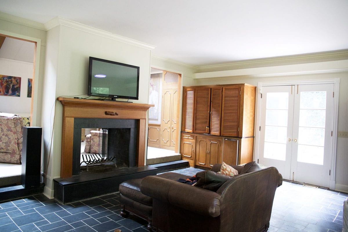 living_room_before_2