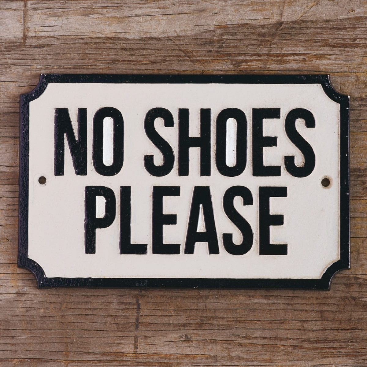 no_shoes_please
