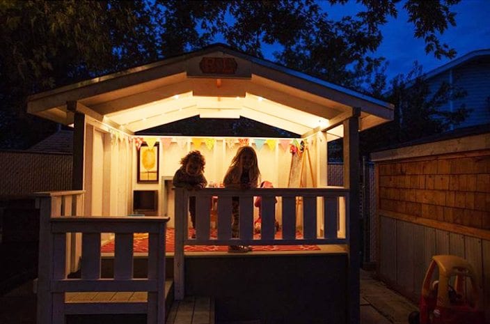 handmadehideawayatnight