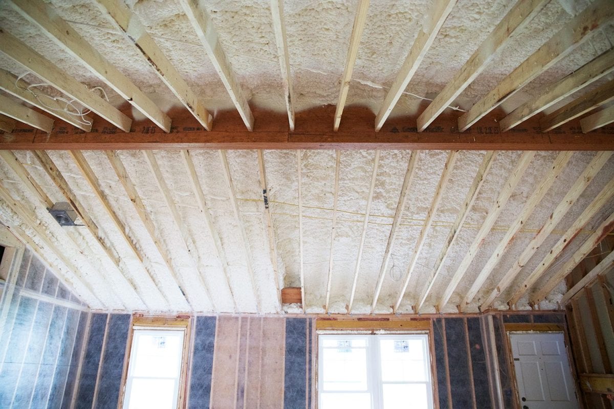 insulation_spray_ceiling