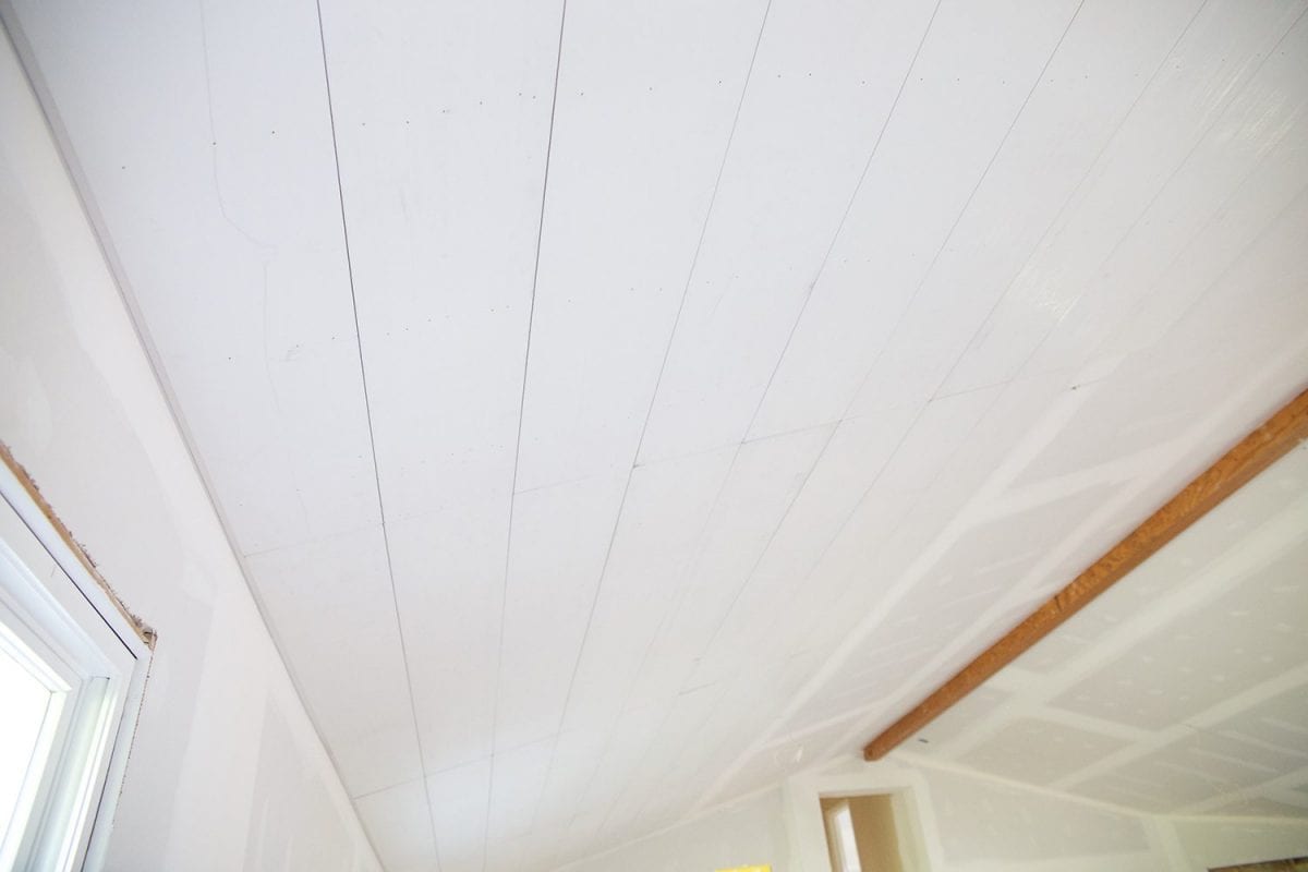 how to shiplap your ceilings - living room