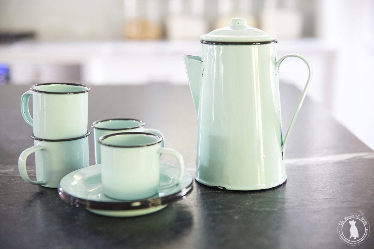 small_enamelware_set