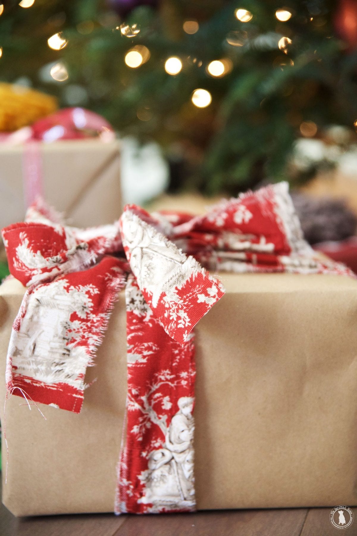 brown_paper-packages_tied-up-instrings