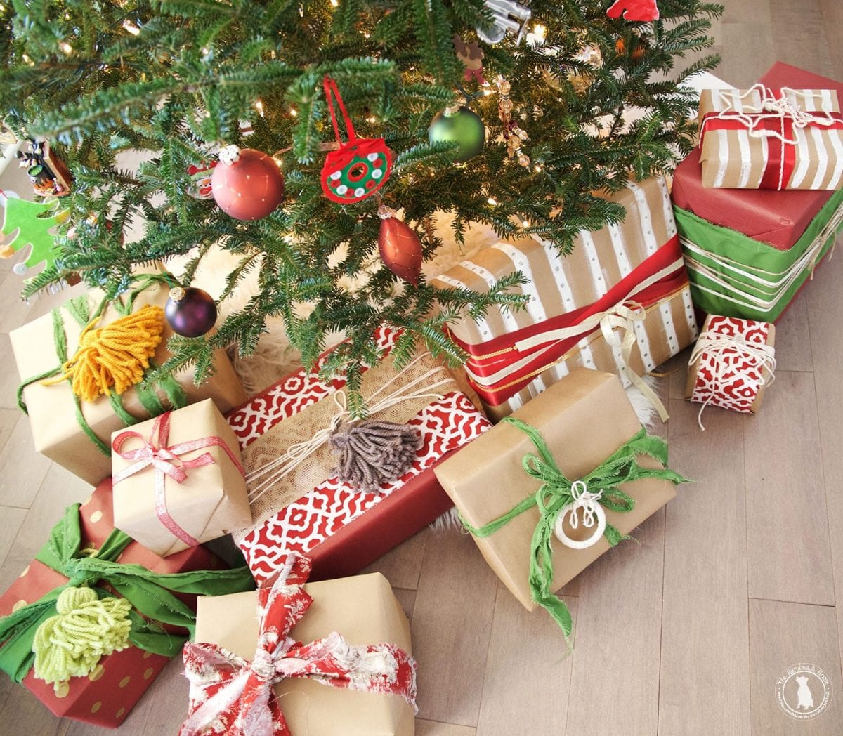 christmas_ornaments_presents