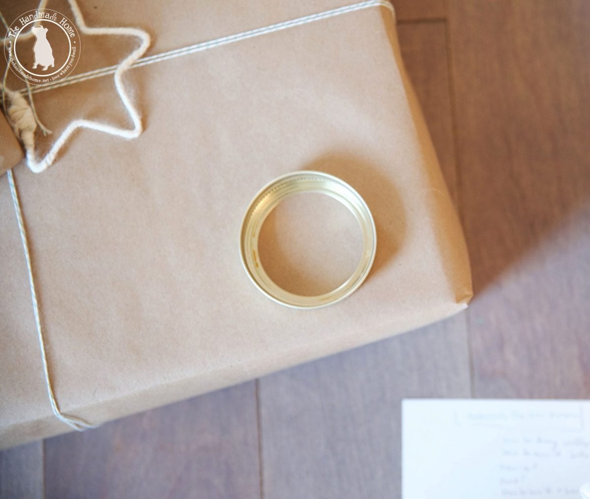 small_wreath_topper