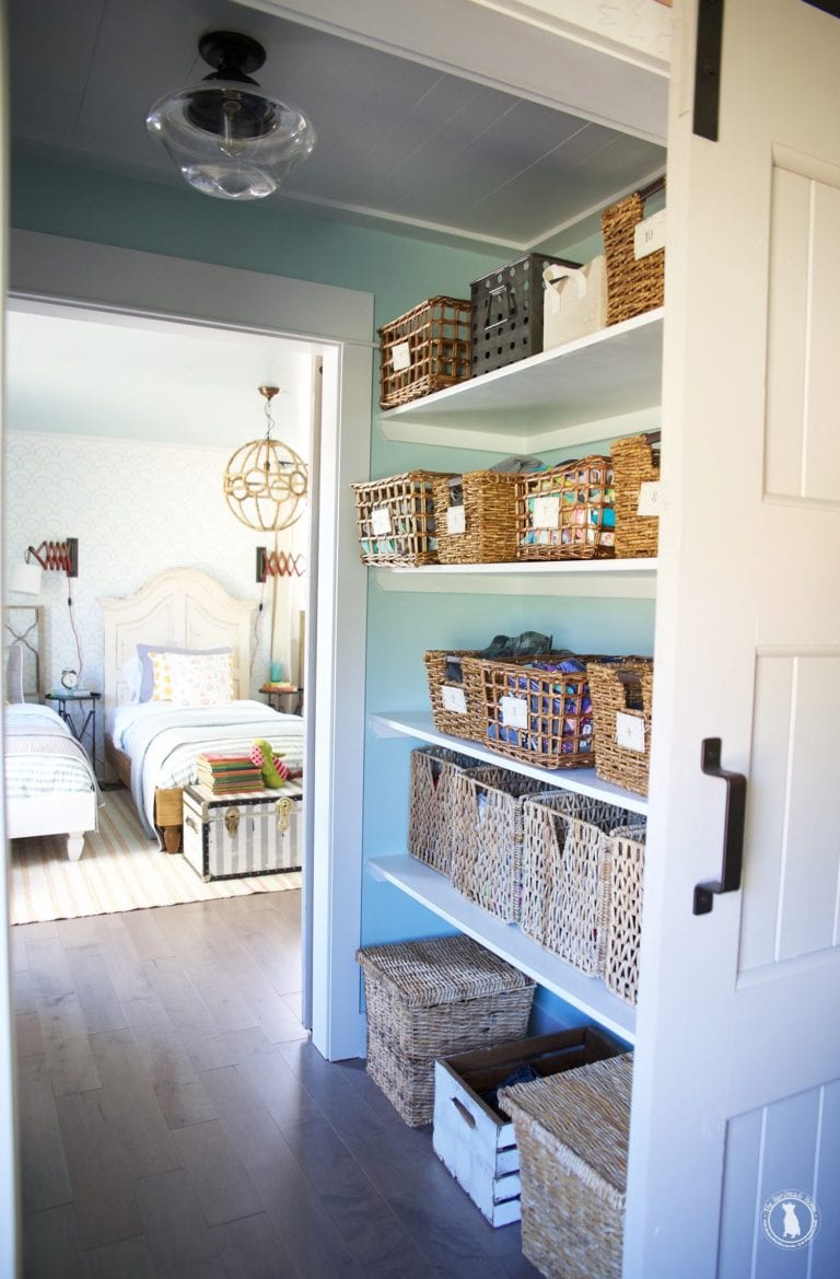 how to build a barn door