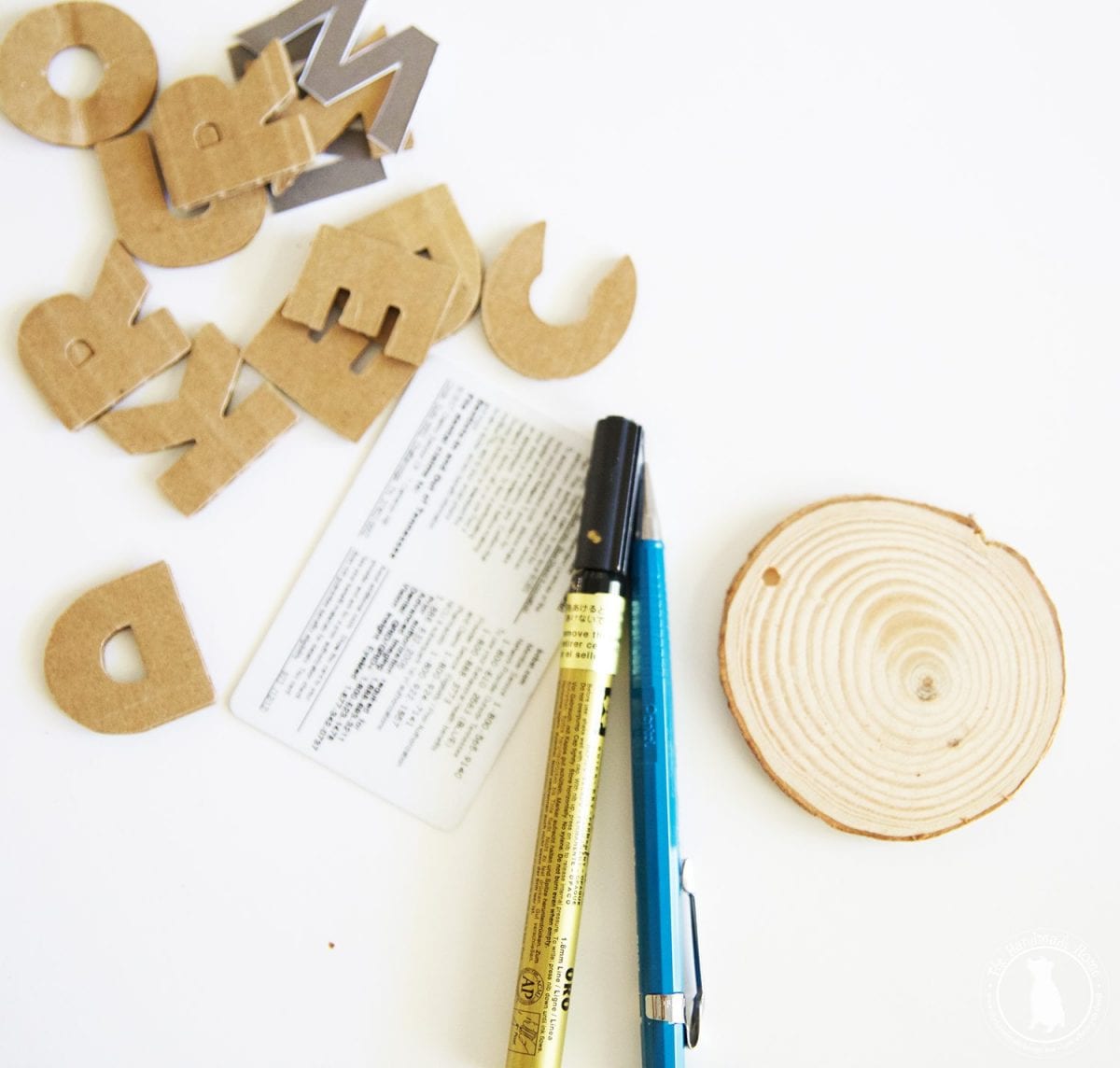 diy wood slice keychains - The Handmade Home