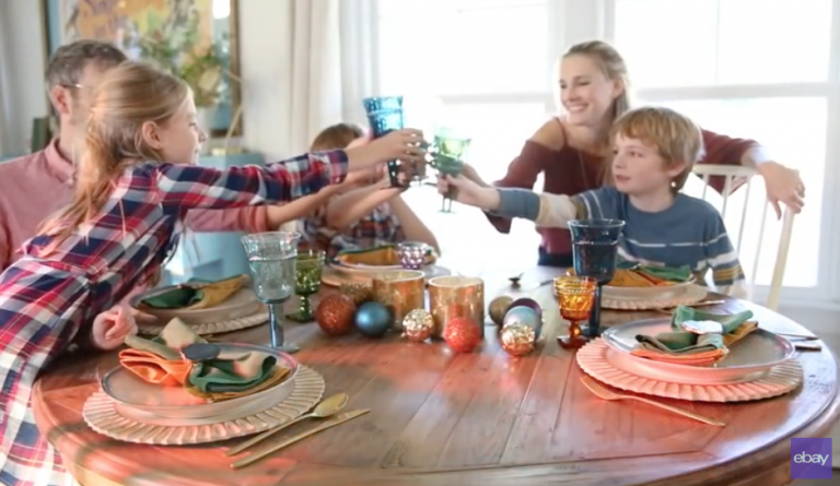 our favorite tabletop trends for the holidays