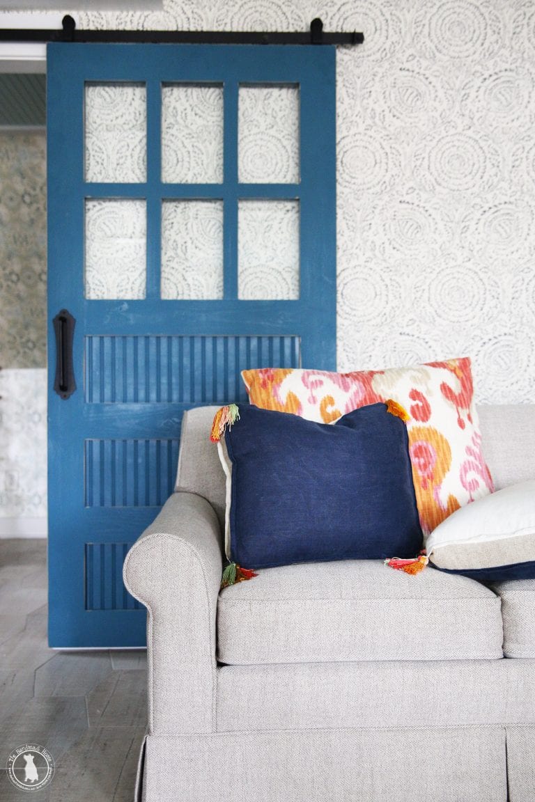 diy colorful tassels {for pillows!}